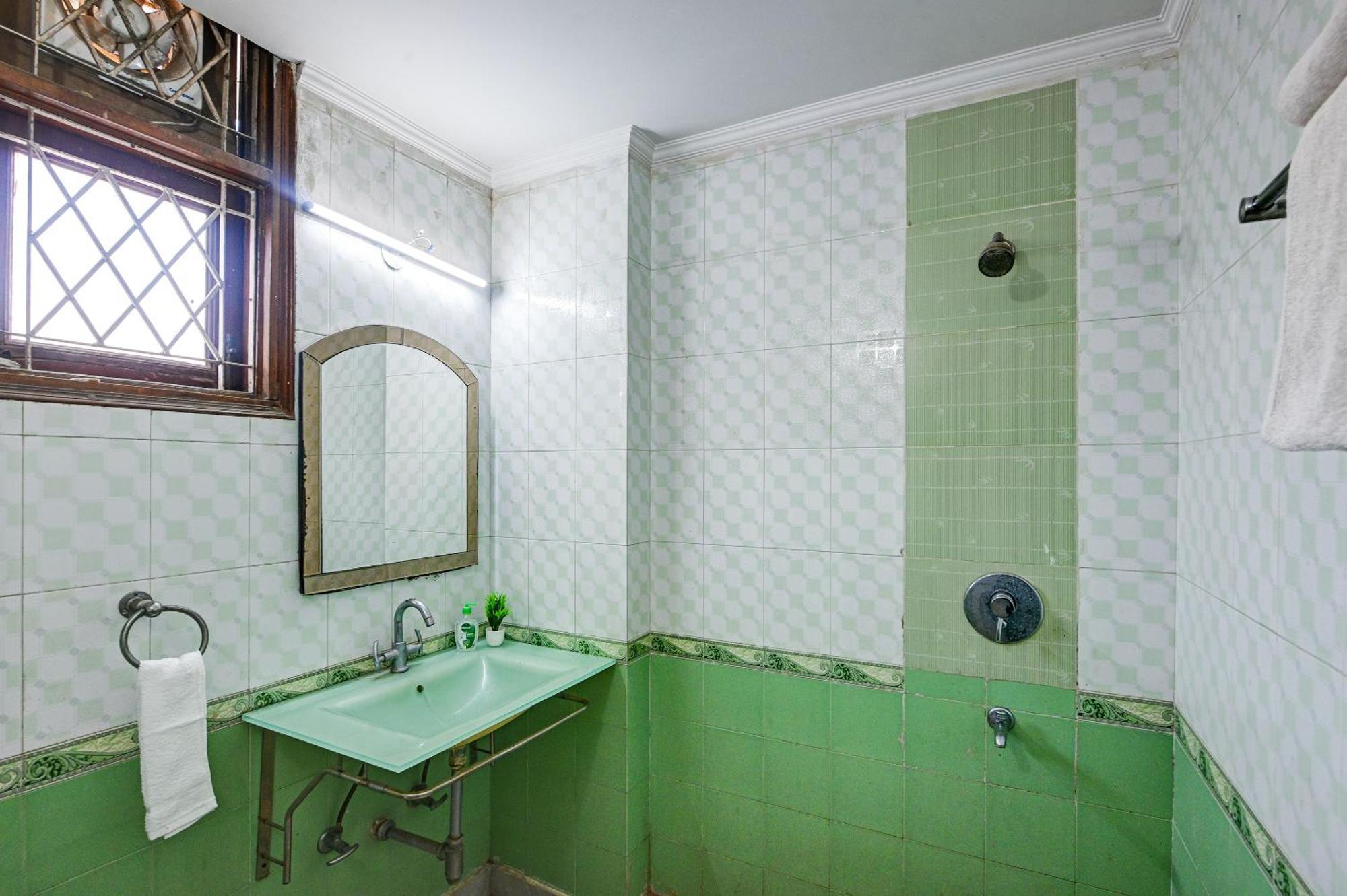 Ad Residency Hotel New Delhi