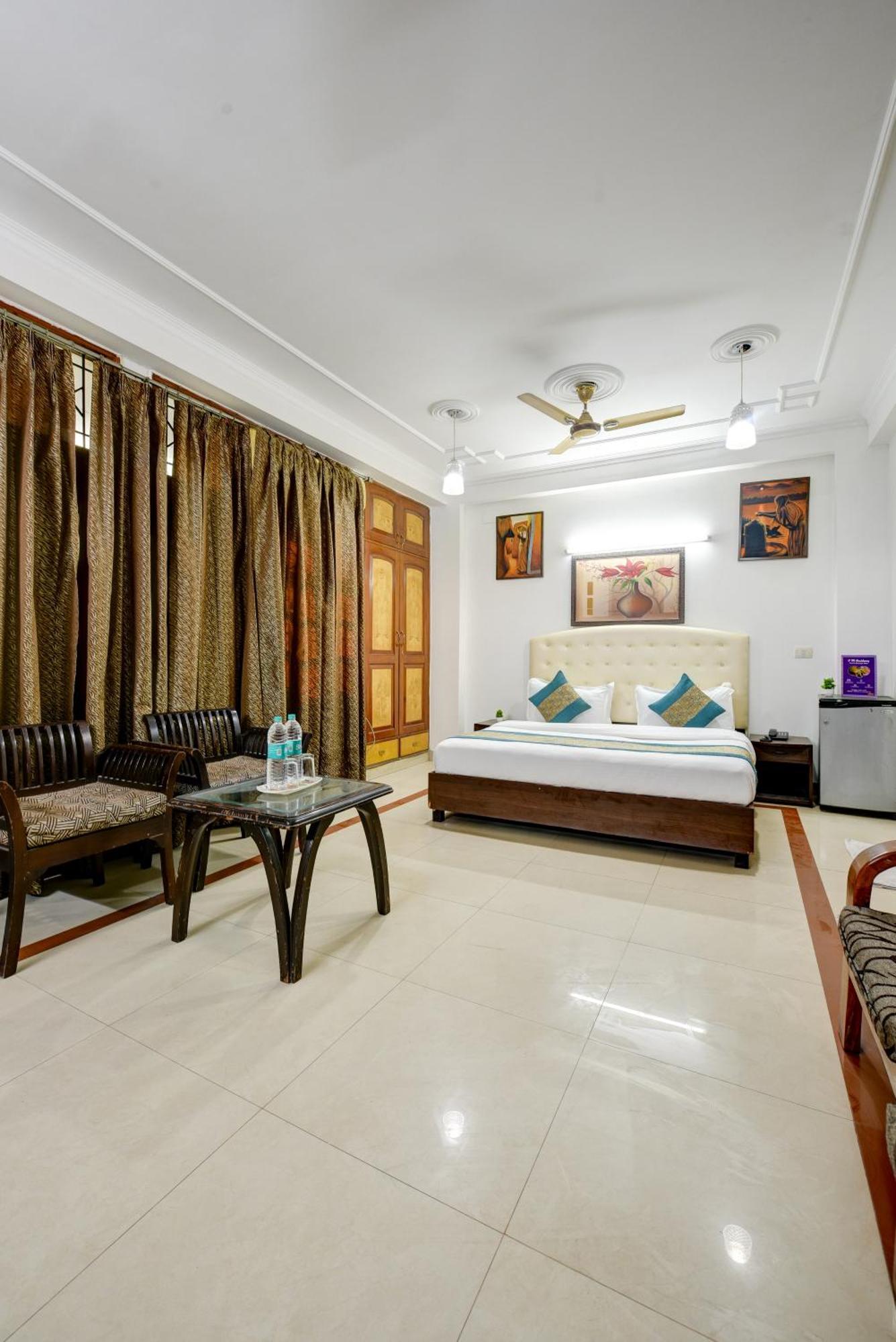 Ad Residency Hotel New Delhi