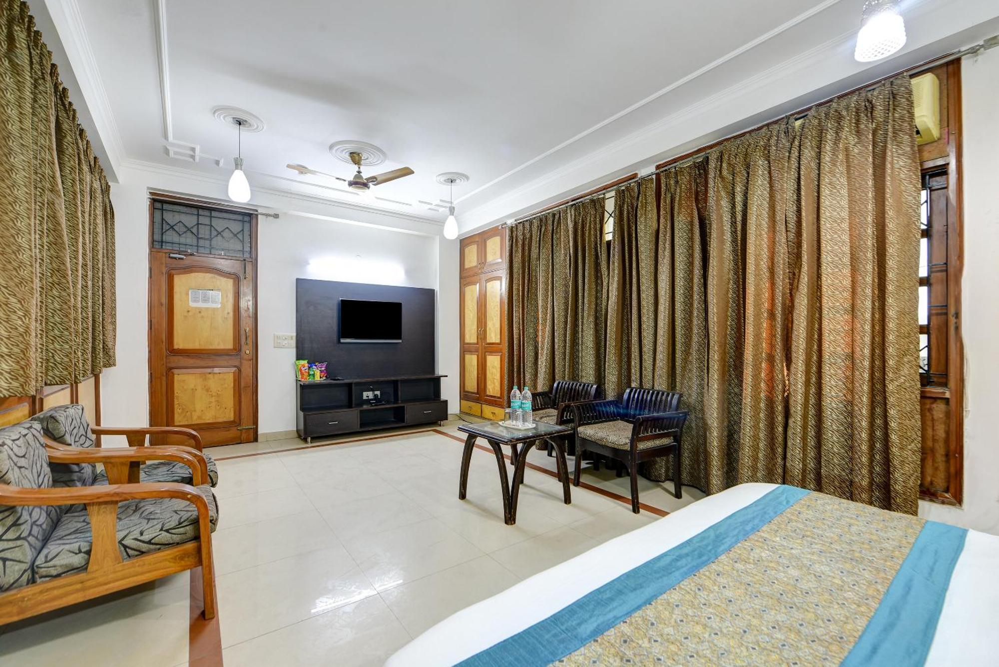 Ad Residency Hotel *